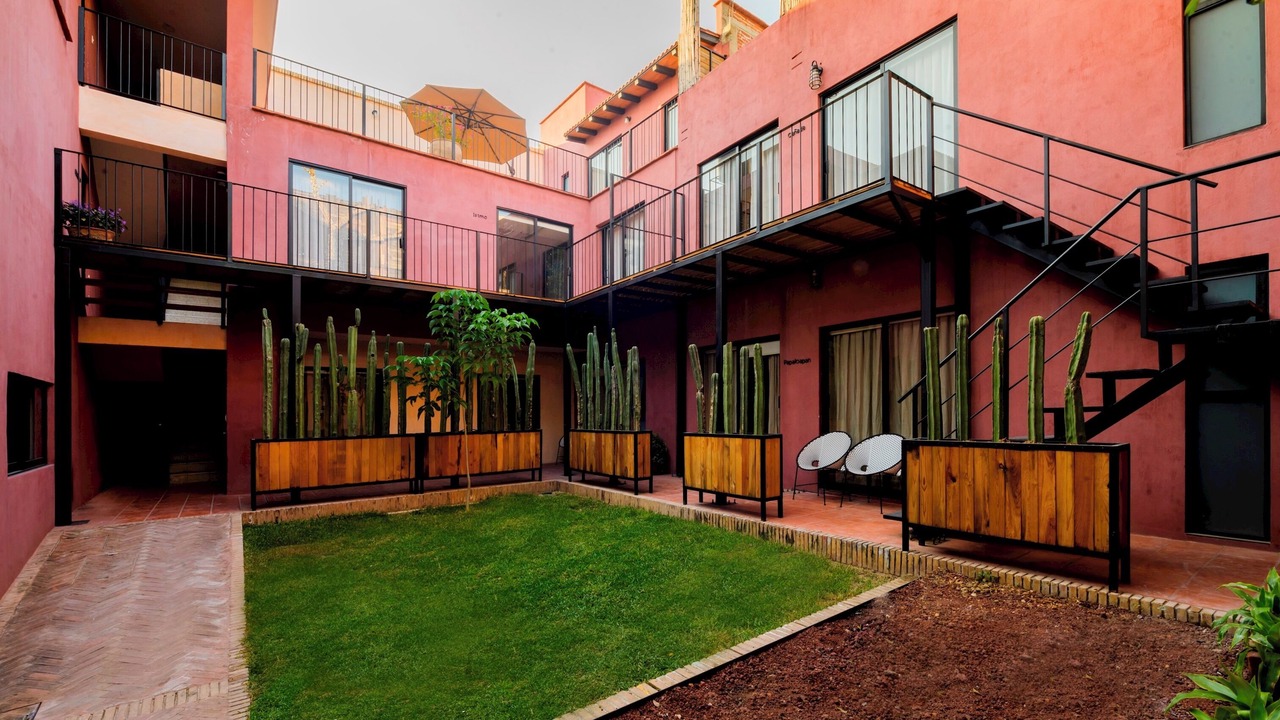Photo of Outdoor in Calzada Madero