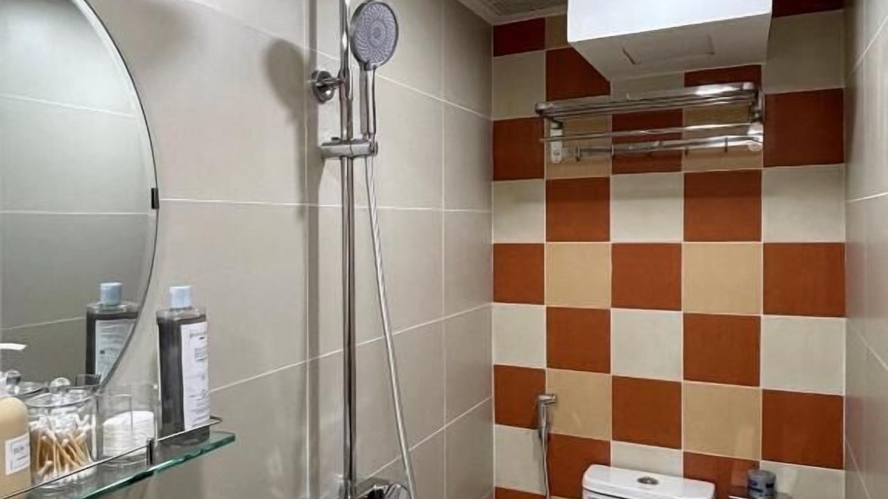 Photo of Bathroom in District 10