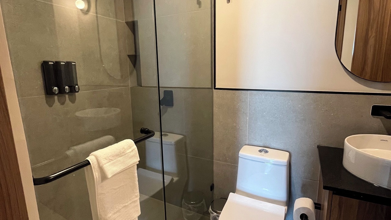 Photo of Bathroom in Zona Expo