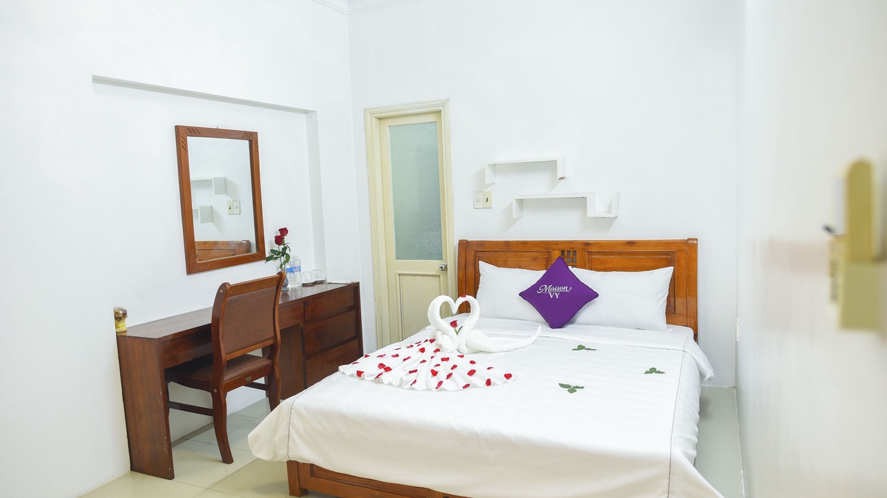 Photo of Bedroom in Hue