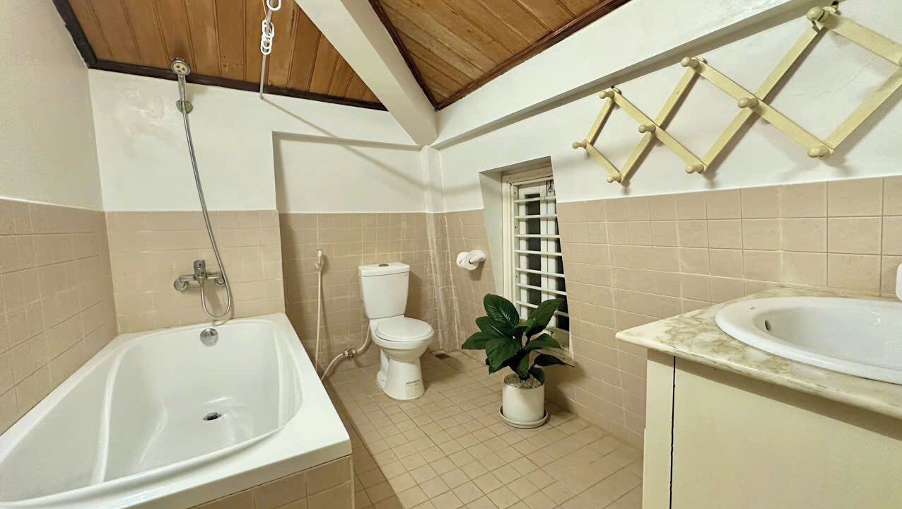 Photo of Bathroom in Hue