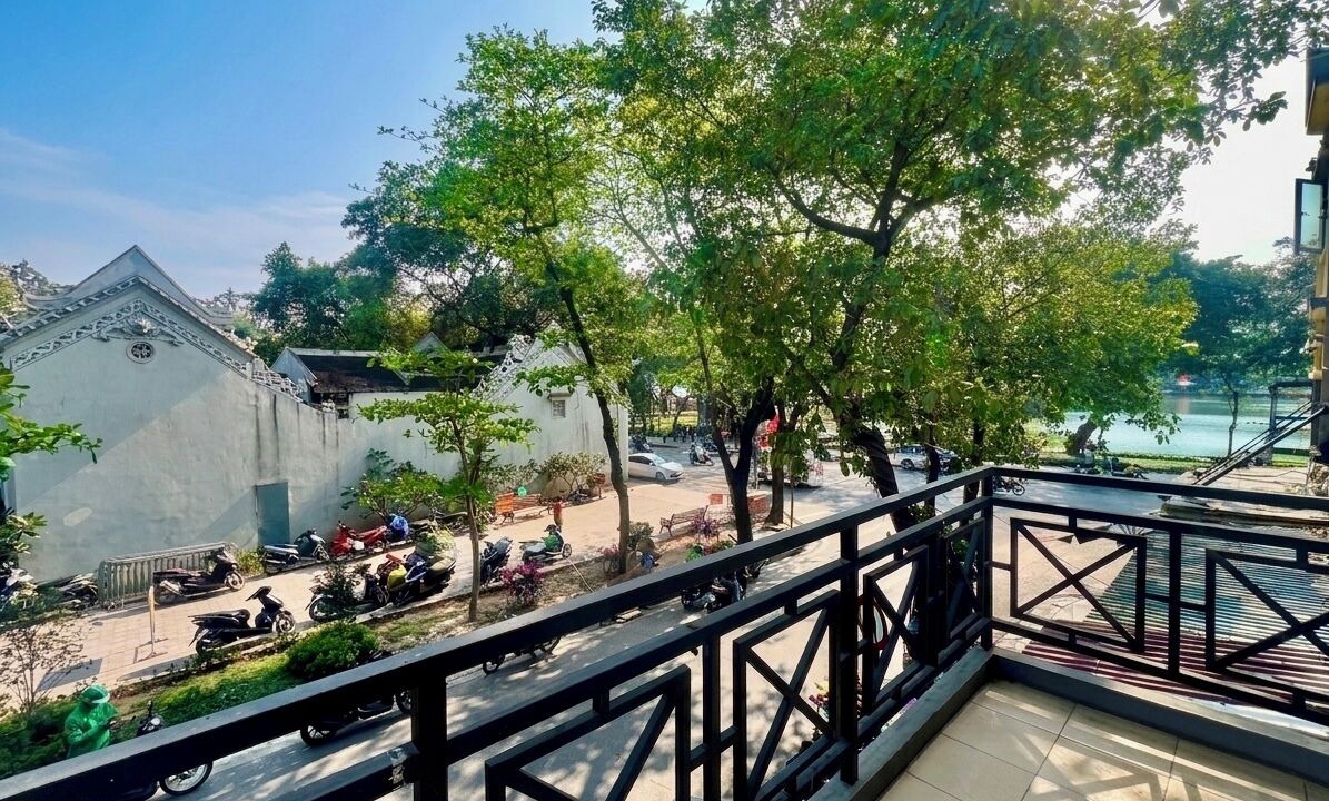 Photo of Patio Balcony in Hang Bac