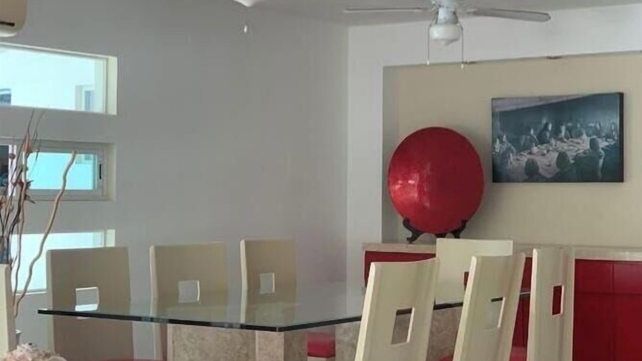 Photo of Others in Hornos Insurgentes