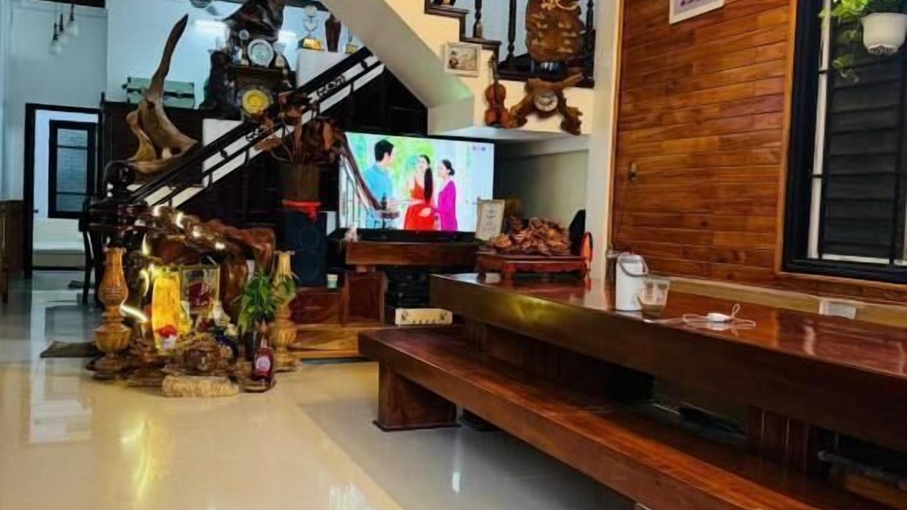 Photo of Others in Hue