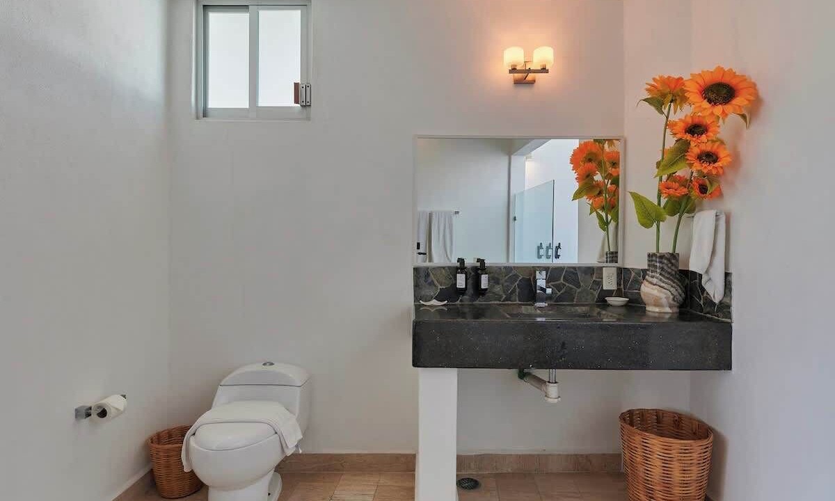 Photo of Bathroom in Brisas de Zicatela