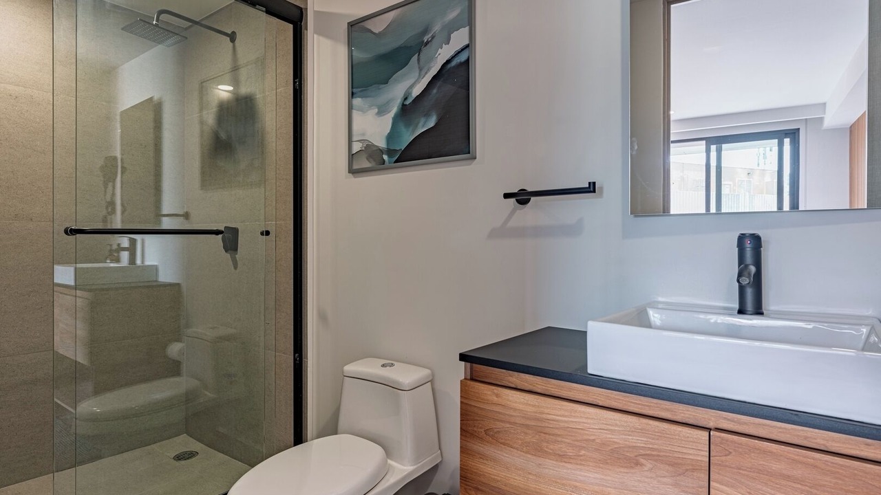 Photo of Bathroom in Anahuac