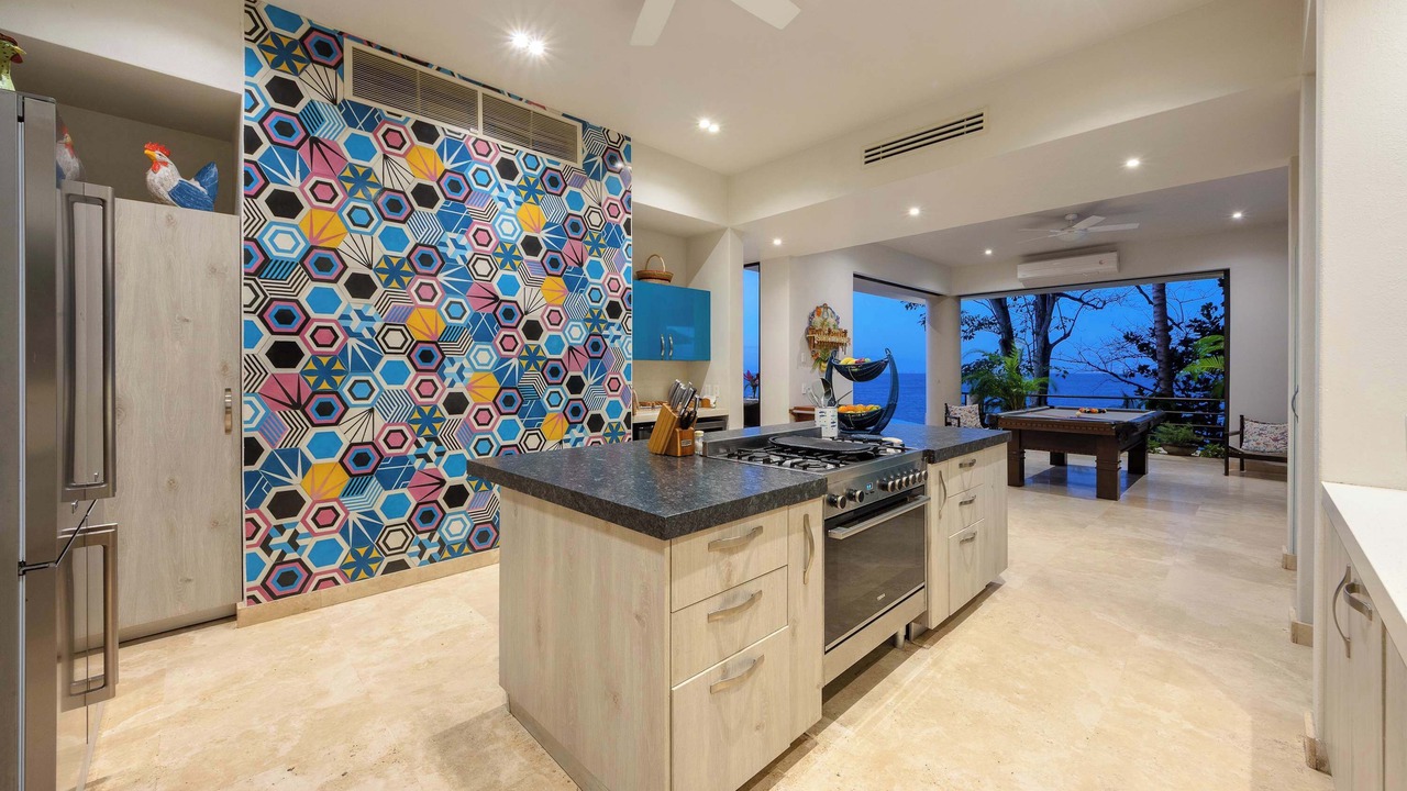 Photo of Kitchen in South Shore Hotel Area