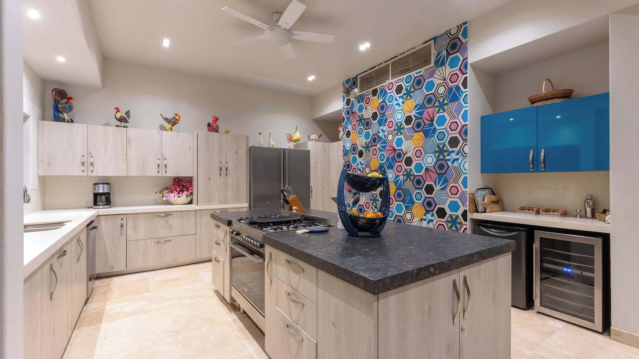 Photo of Kitchen in South Shore Hotel Area