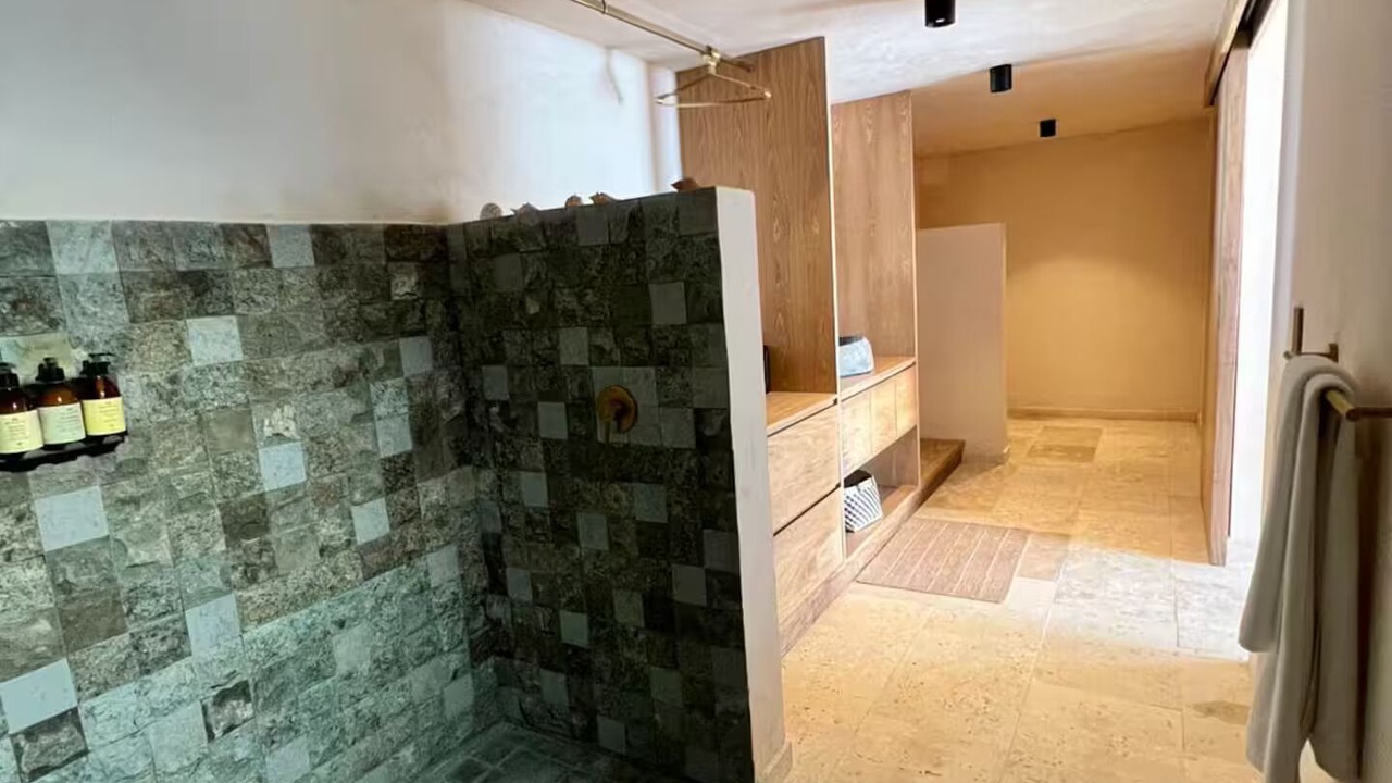 Photo of Bathroom in North End