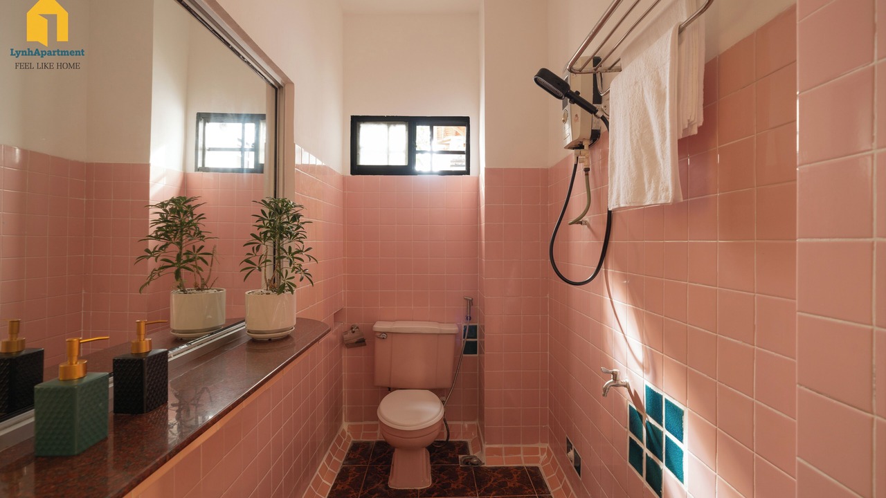 Photo of Bathroom in Phuong 6