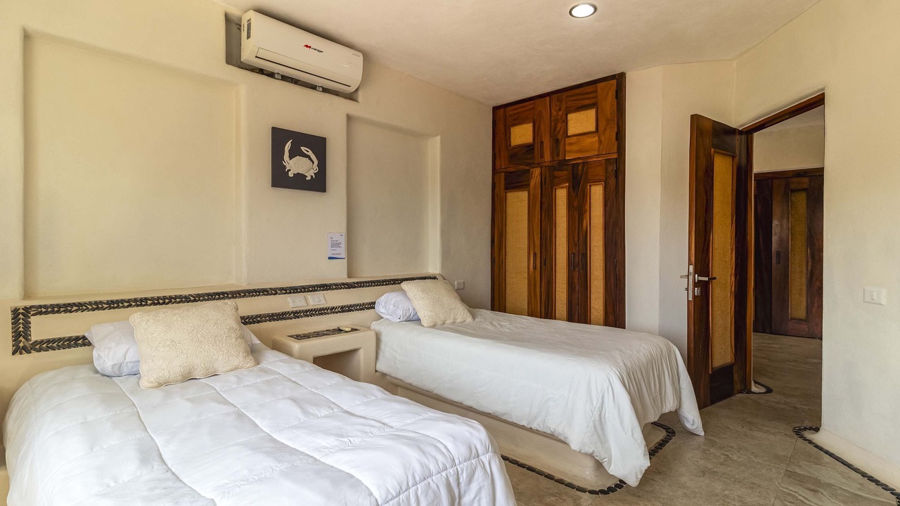 Photo of Bedroom in Zihuatanejo