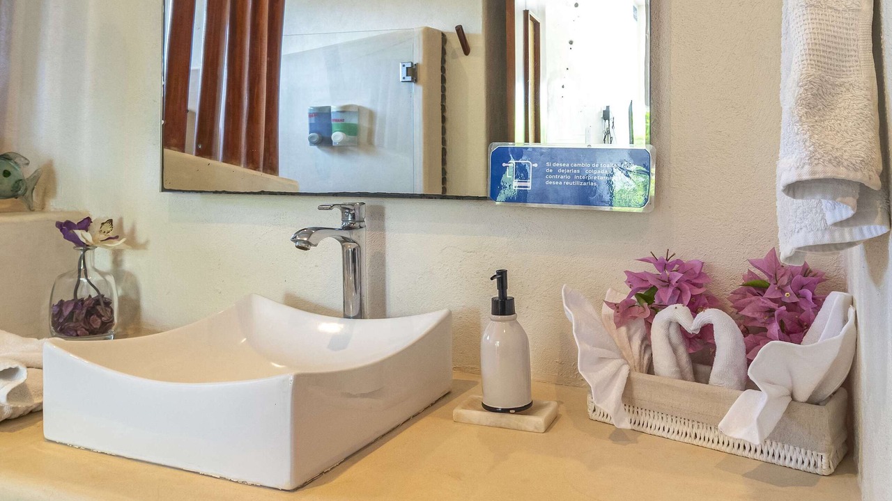 Photo of Bathroom in Zihuatanejo