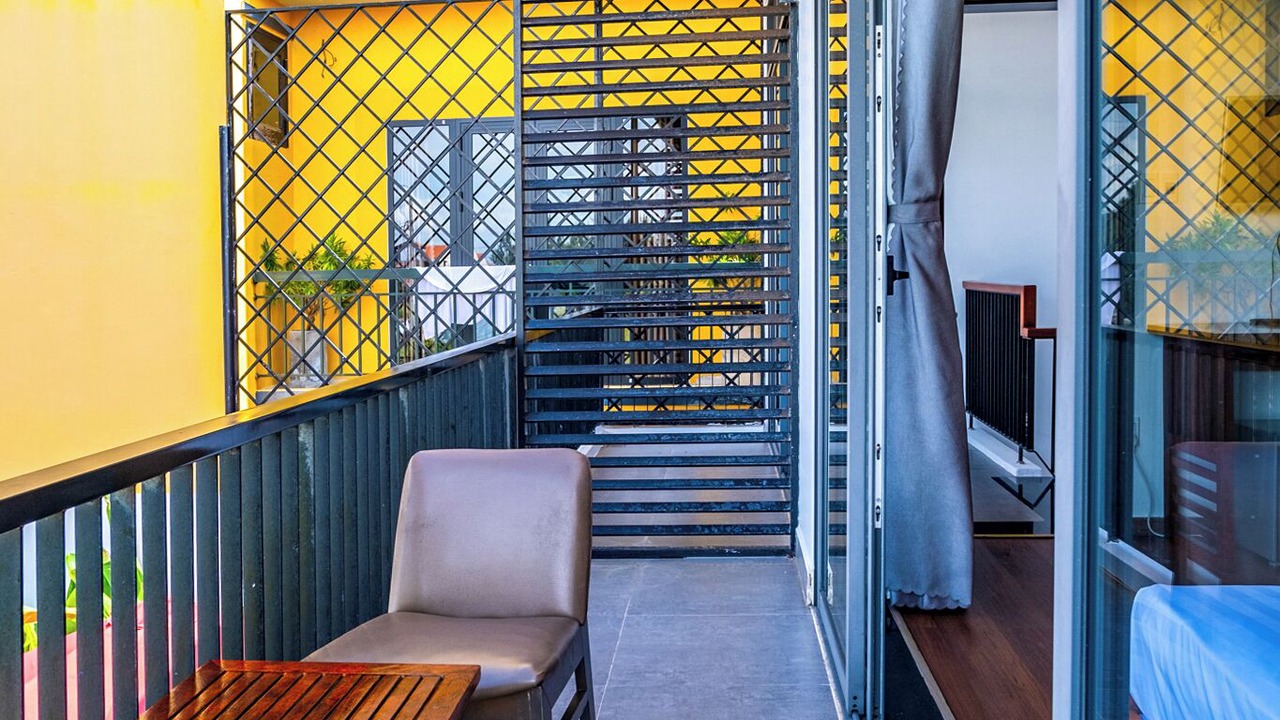 Photo of Patio Balcony in Cam An