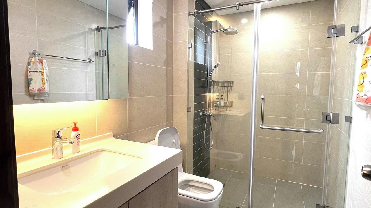 Photo of Bathroom in District 10