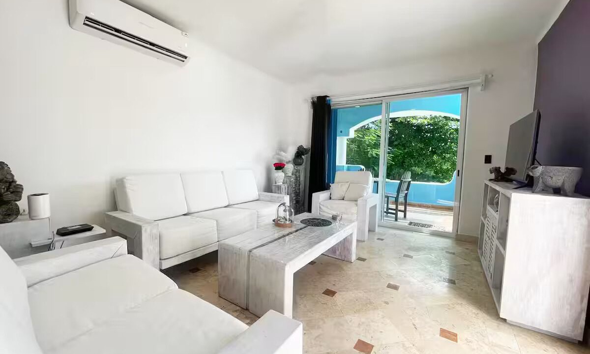 Photo of Livingroom in Playacar Fase I