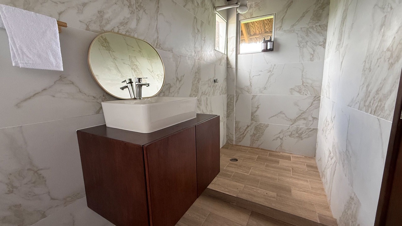 Photo of Bathroom in Elota