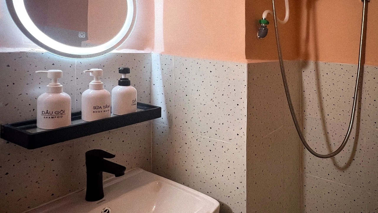Photo of Bathroom in Downtown Ho Chi Minh City
