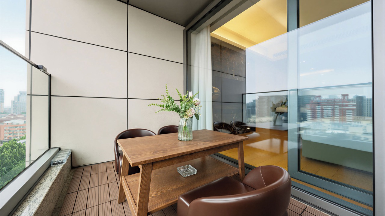 Photo of Patio Balcony in Middle Chaoyang