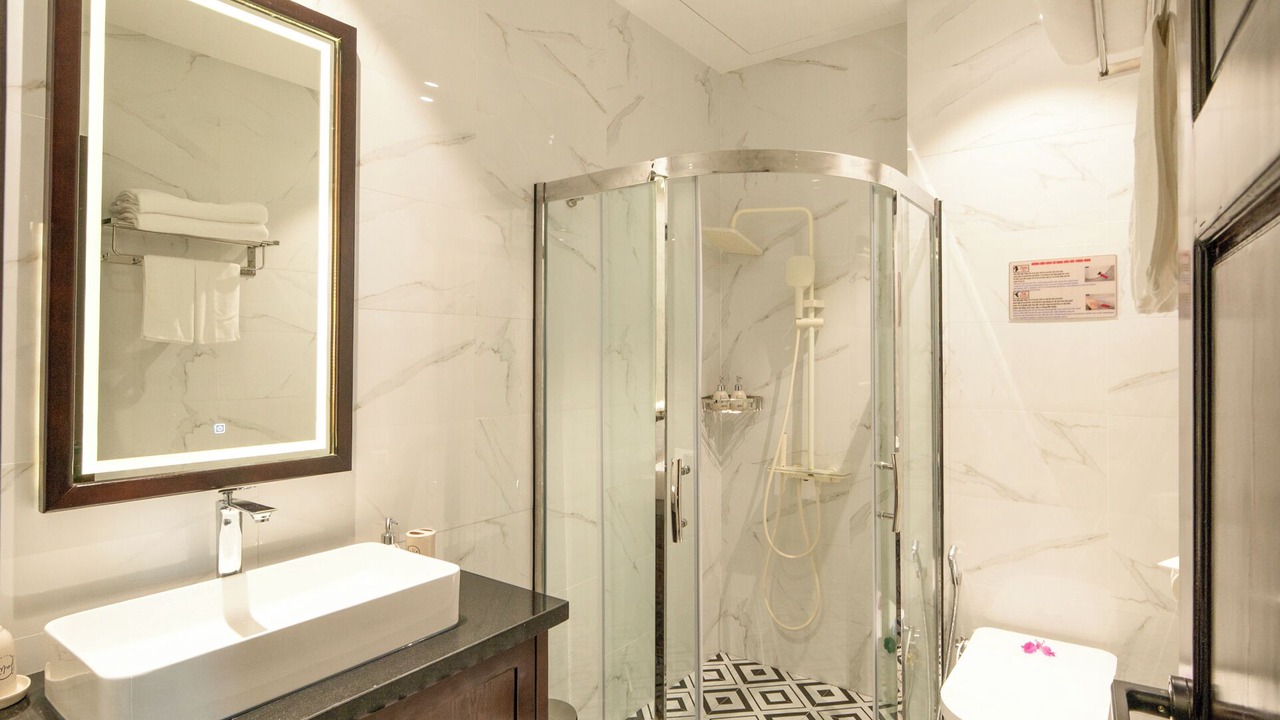 Photo of Bathroom in Hue