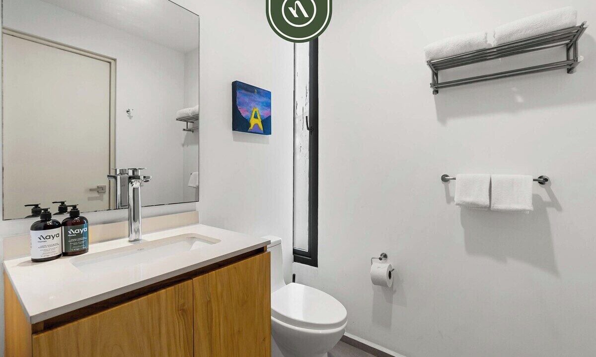 Photo of Bathroom in Flamingos