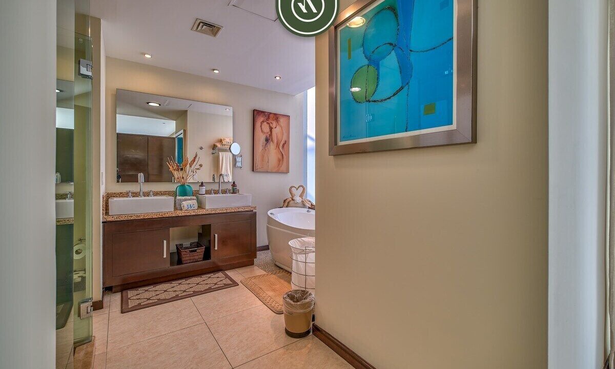 Photo of Bathroom in North Hotel Zone