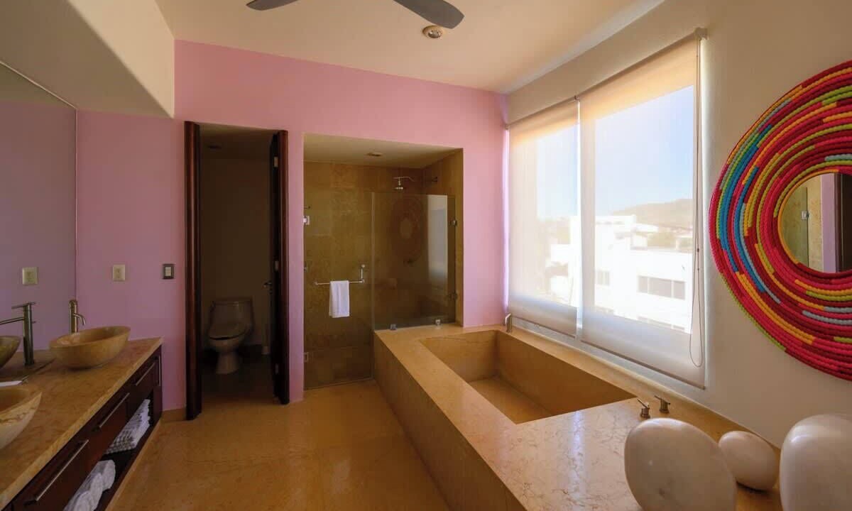 Photo of Bathroom in Emiliano Zapata