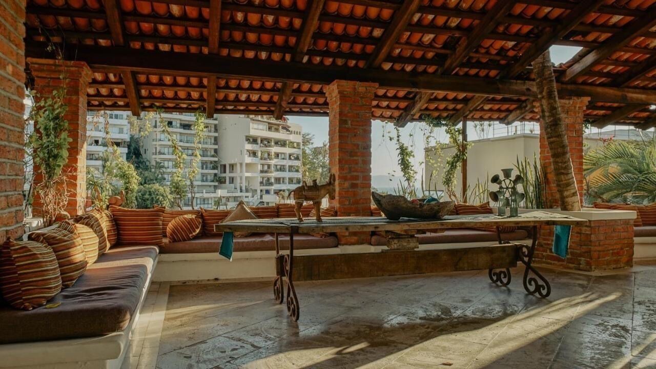 Photo of Patio Balcony in Romantic Zone