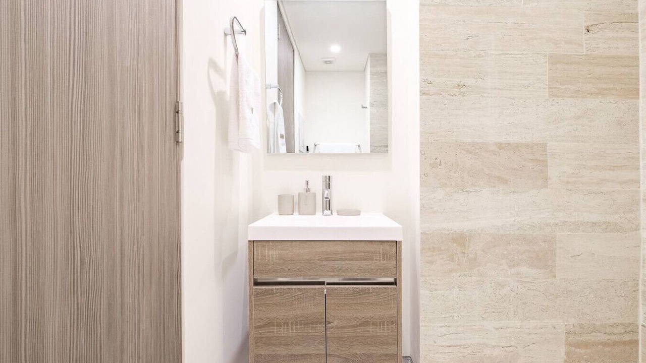 Photo of Bathroom in Anahuac