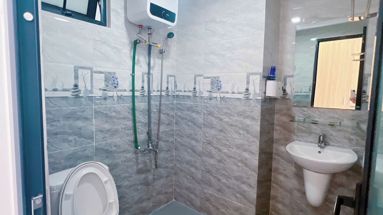 Photo of Bathroom in Ngu Hanh Son