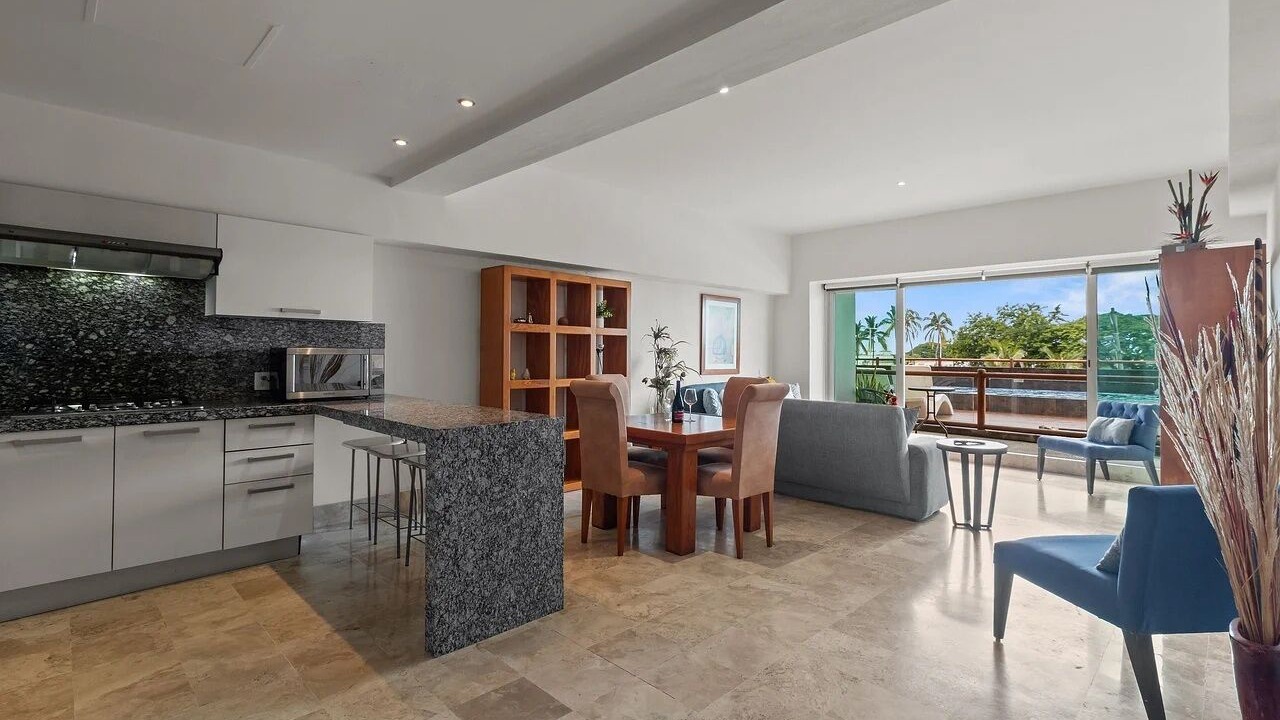 Photo of Livingroom in North Hotel Zone