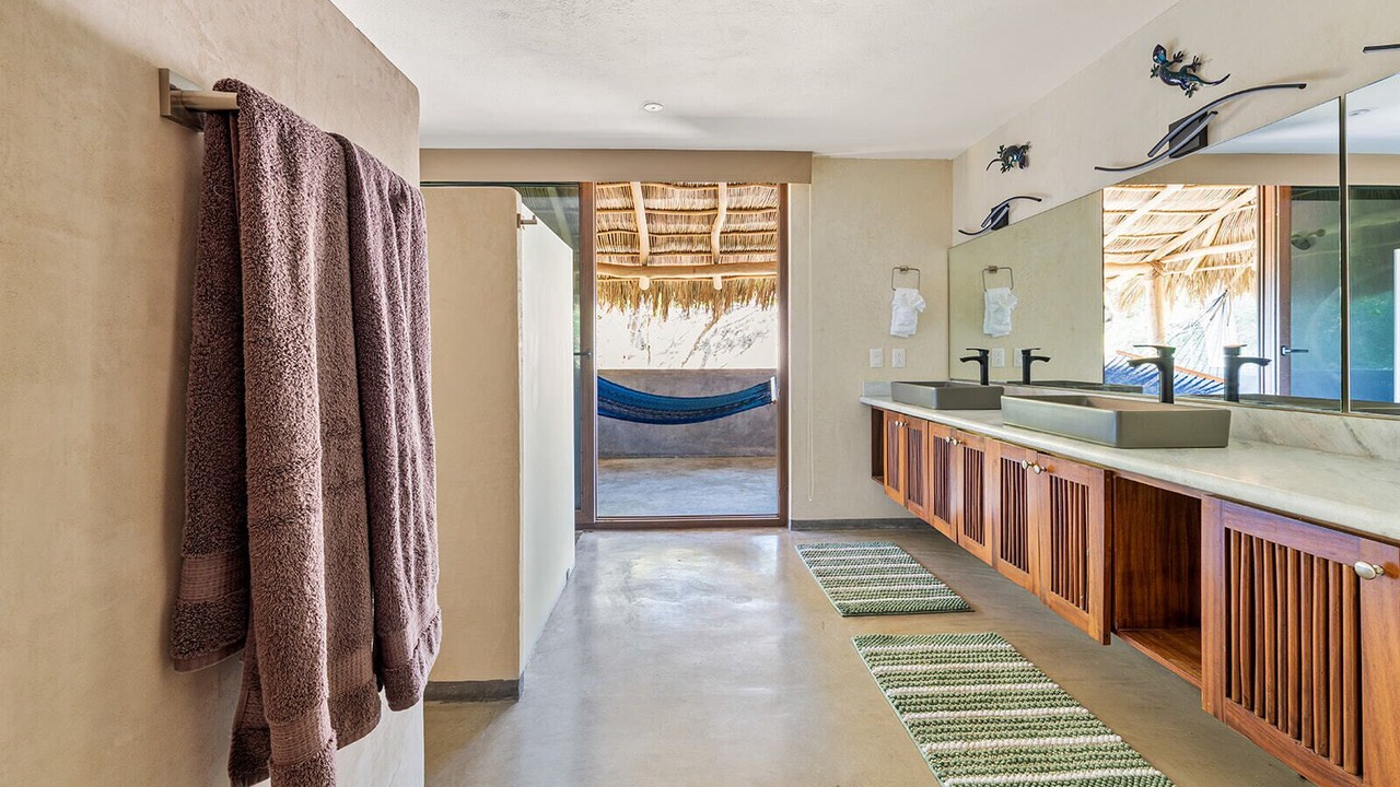 Photo of Bathroom in North End