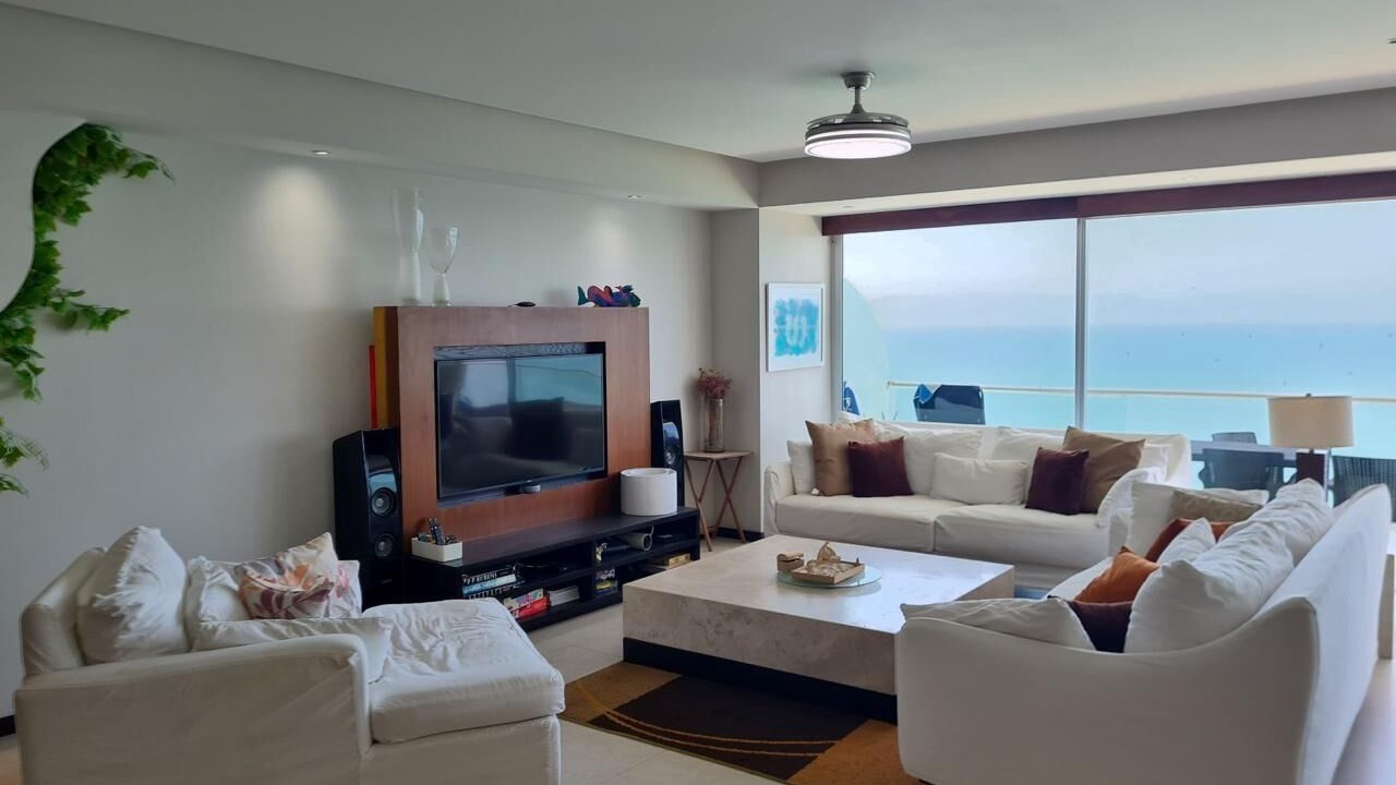 Photo of Livingroom in North Hotel Zone