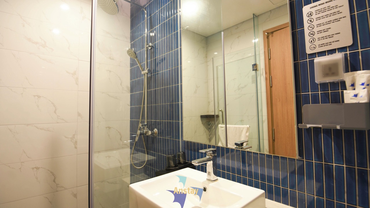 Photo of Bathroom in Ha Long
