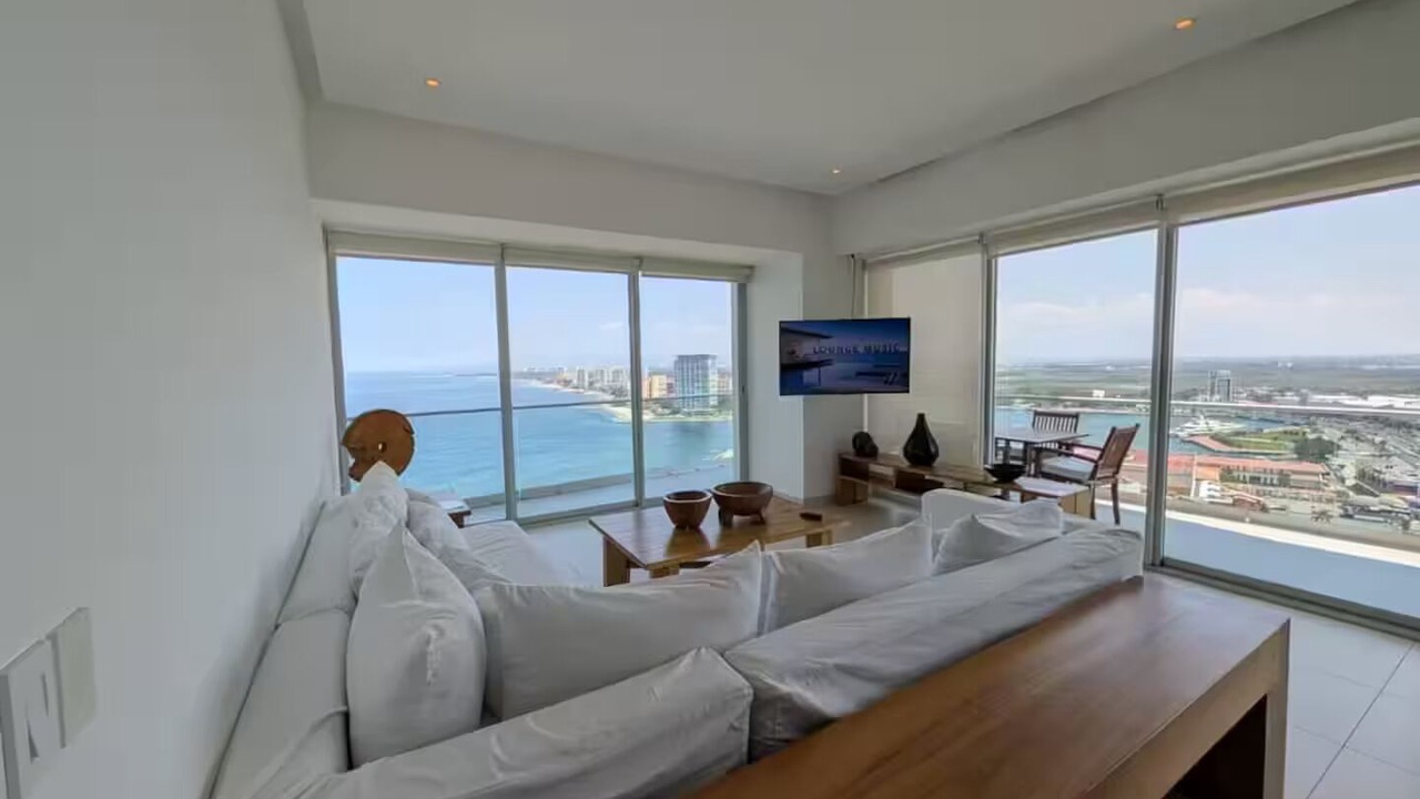 Photo of Livingroom in North Hotel Zone