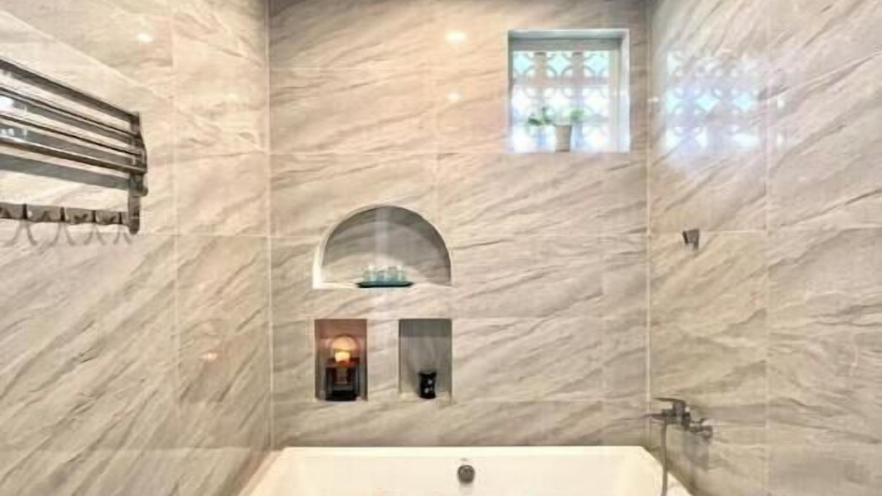 Photo of Bathroom in Tho Quang Beach