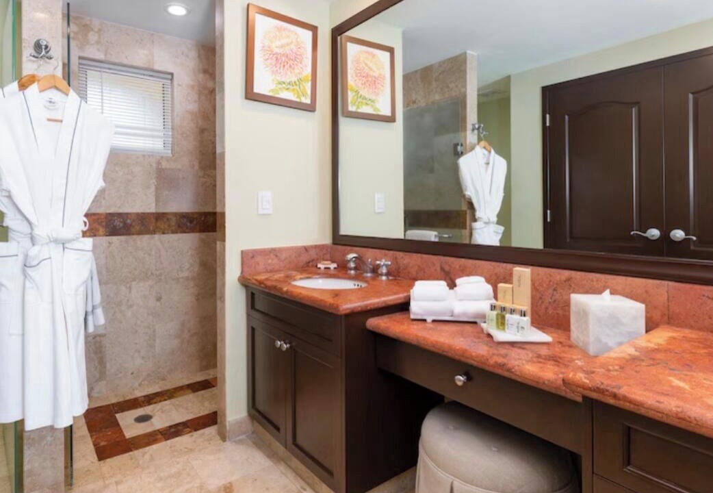 Photo of Bathroom in Flamingos