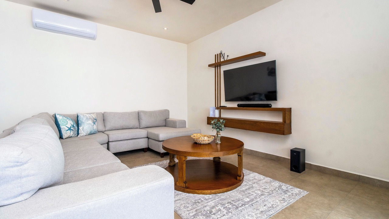 Photo of Livingroom in Marina Real