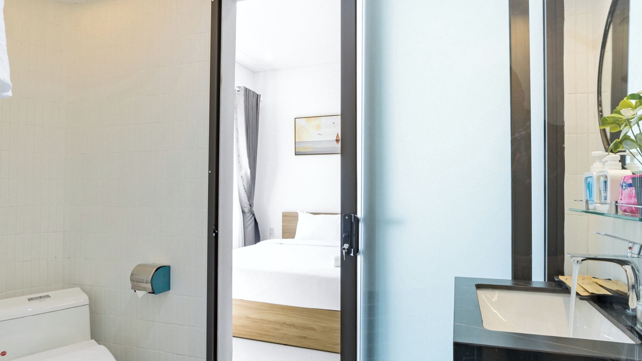 Photo of Bathroom in Tho Quang Beach