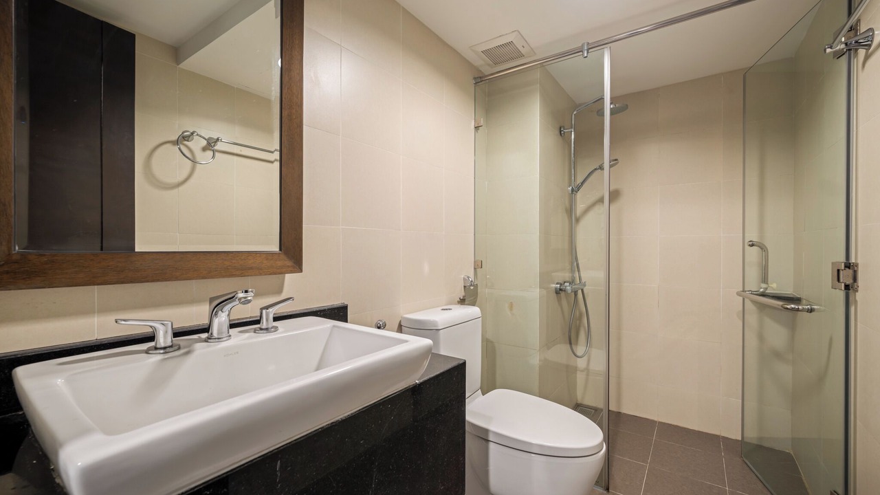 Photo of Bathroom in Ngu Hanh Son
