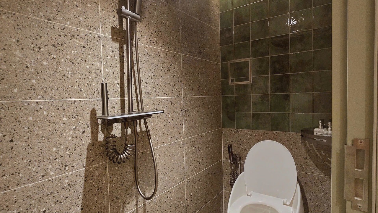 Photo of Bathroom in Downtown Ho Chi Minh City