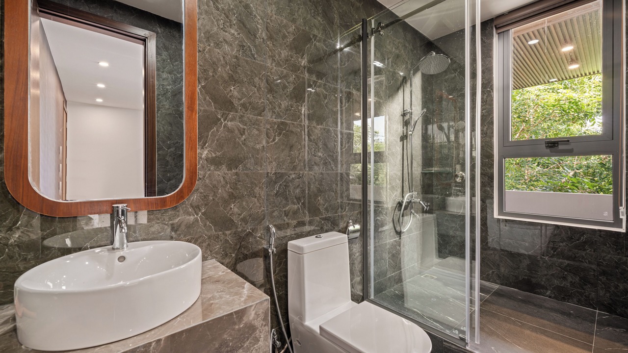 Photo of Bathroom in Ngu Hanh Son