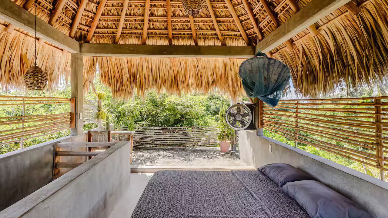 Photo of Patio Balcony in San Pedro Mixtepec