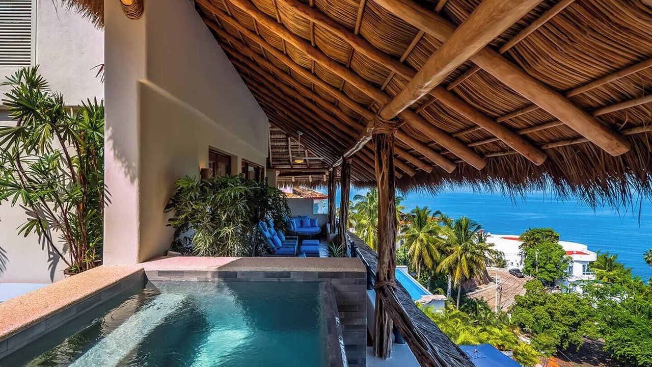 Photo of Patio Balcony in Conchas Chinas
