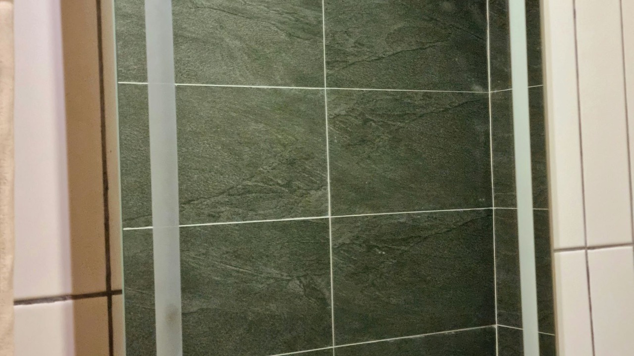 Photo of Bathroom in District 10