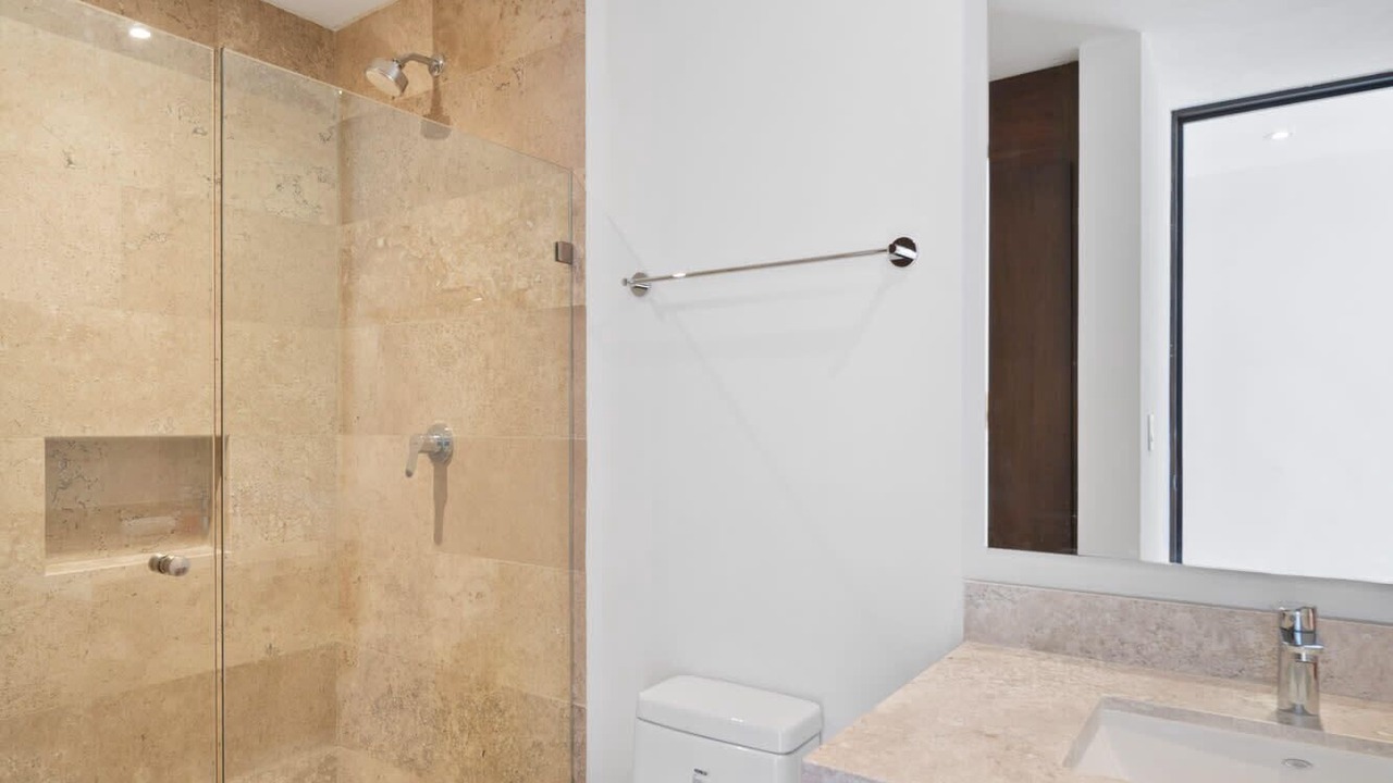Photo of Bathroom in Miramar