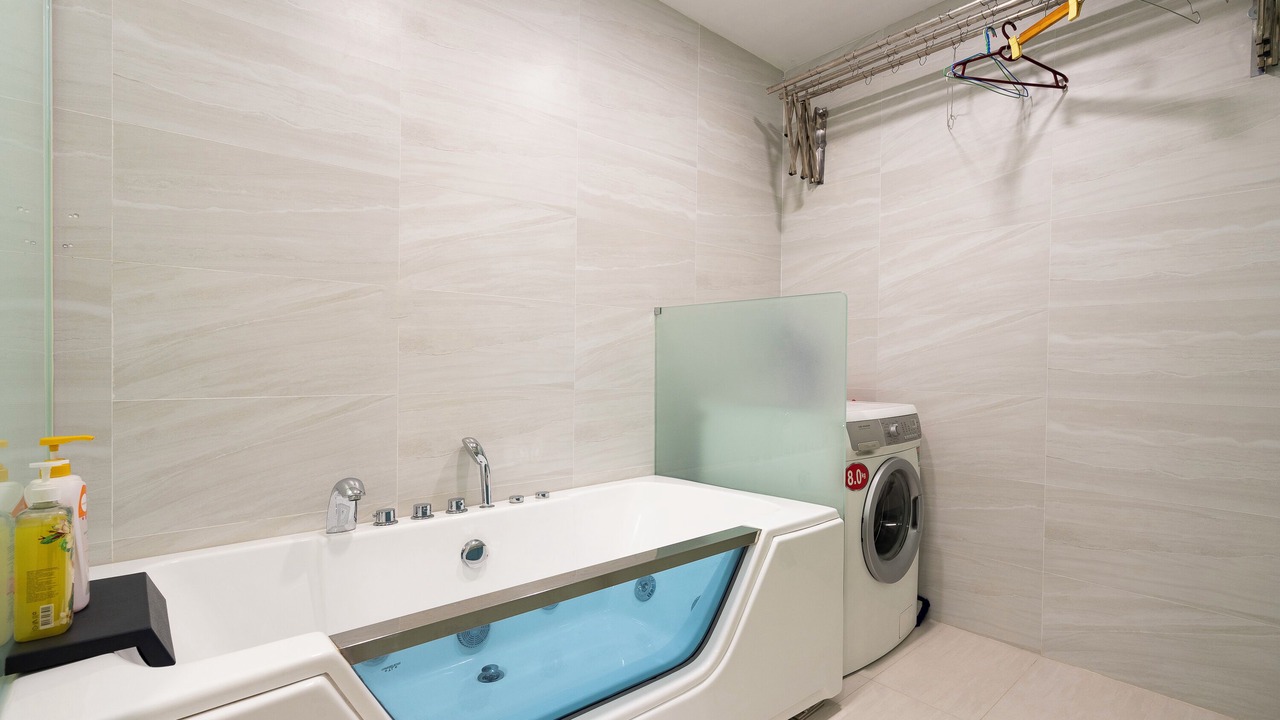 Photo of Bathroom in Ben Nghe