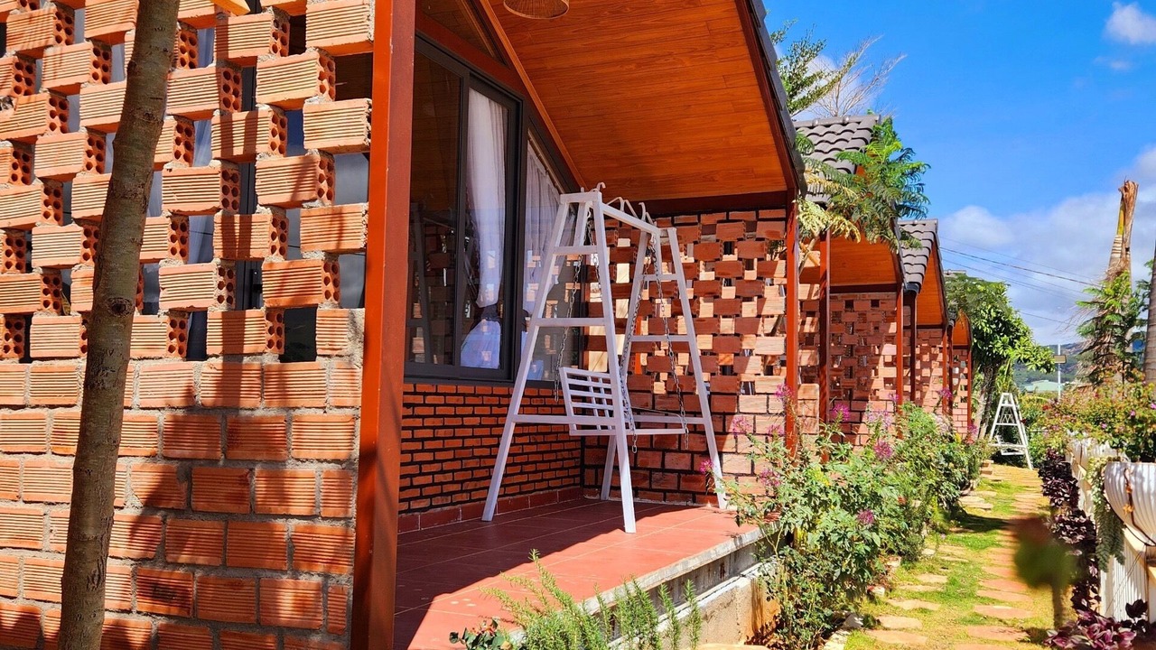 Photo of Patio Balcony in Lam Ha