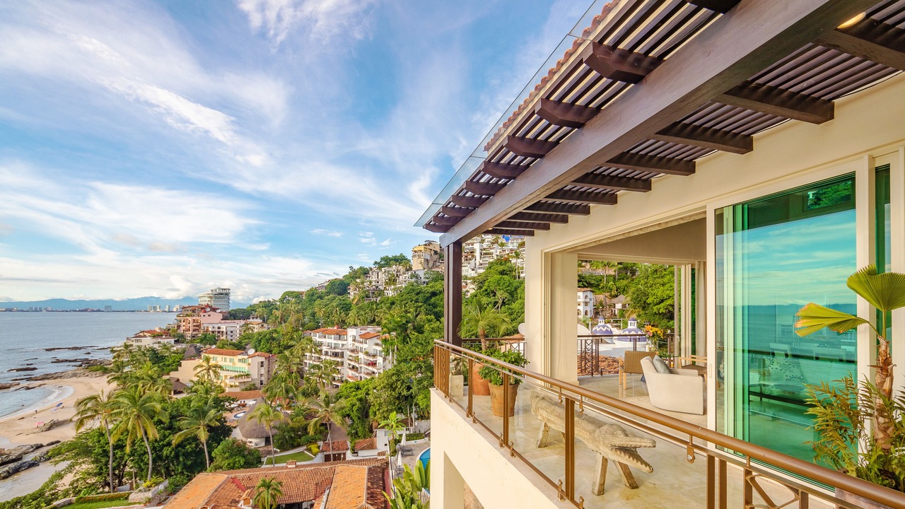 Photo of Patio Balcony in Conchas Chinas