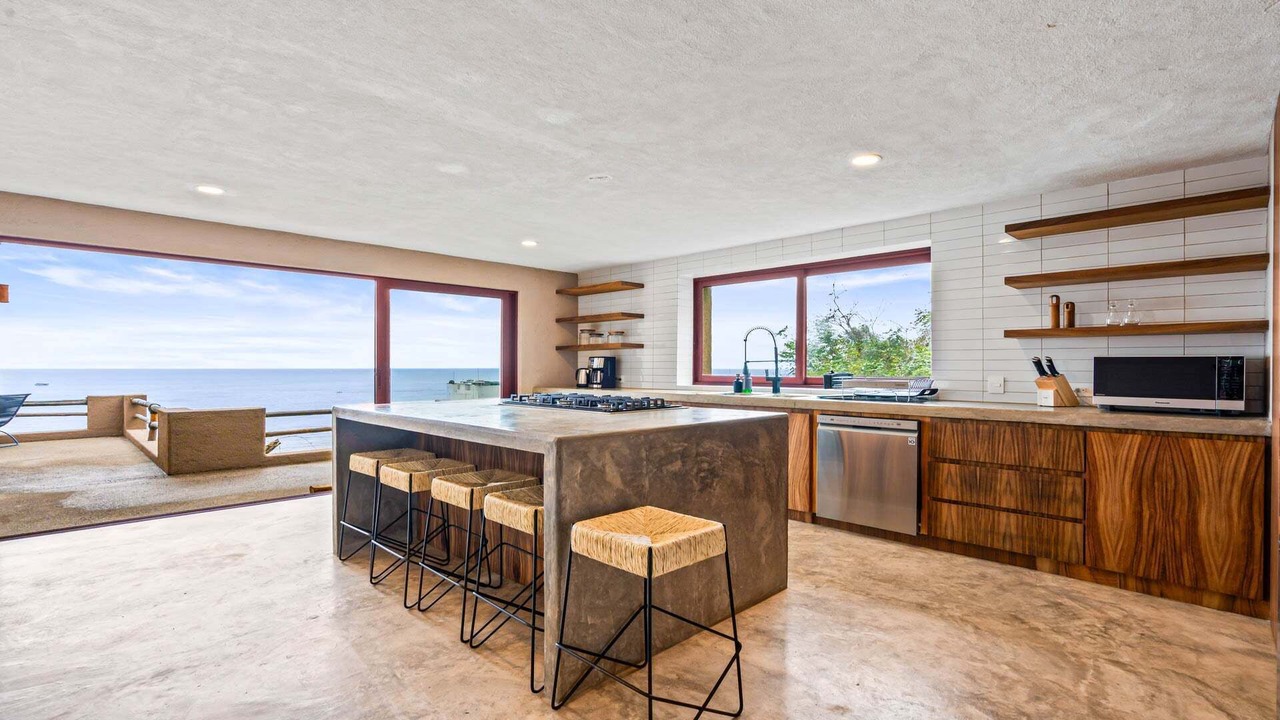 Photo of Kitchen in South Shore Hotel Area