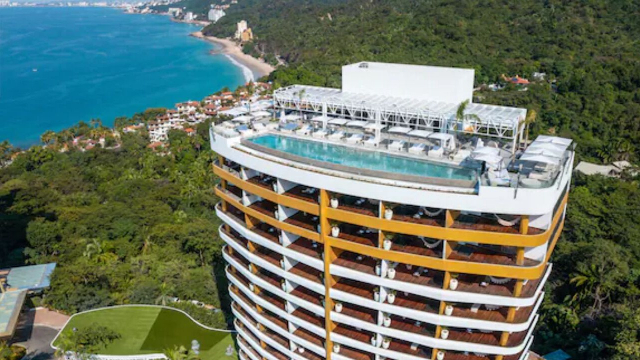 Photo of Outdoor in South Shore Hotel Area